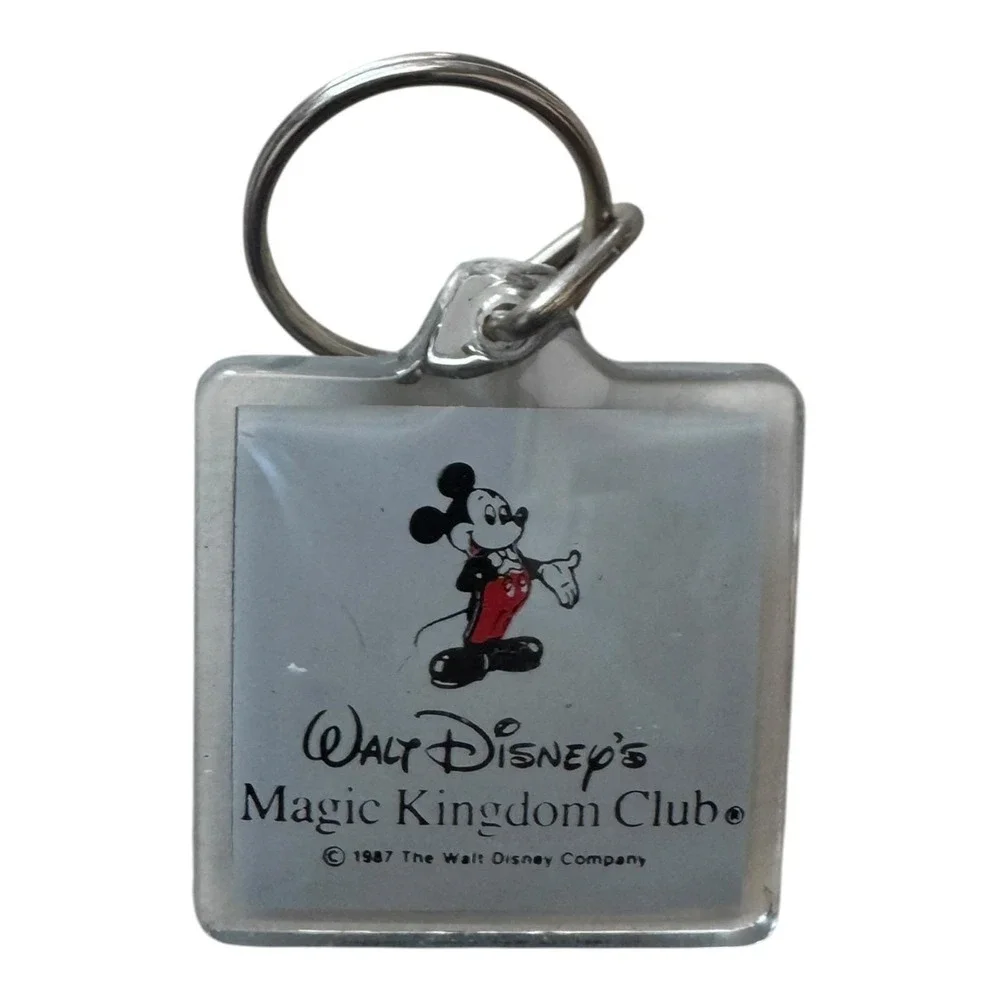 Vintage 1987 Disney Mickey Mouse Magic Kingdom Club Keychain Walt Disney Company